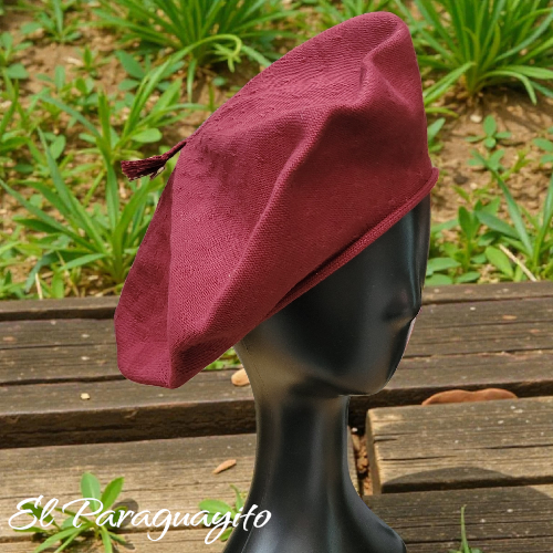 Boina diseño en burdeo liso (no elasticado)