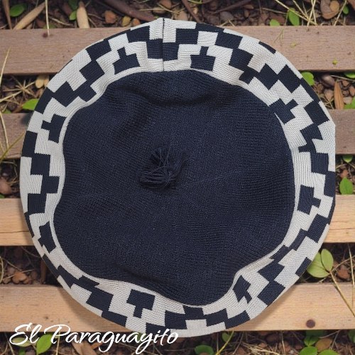 Boina diseño en negro