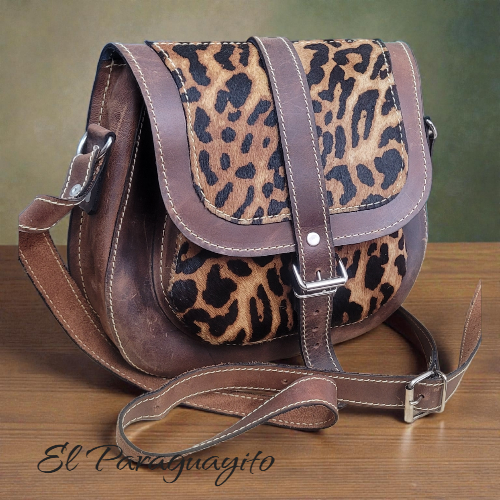 Cartera Mónica café animal print
