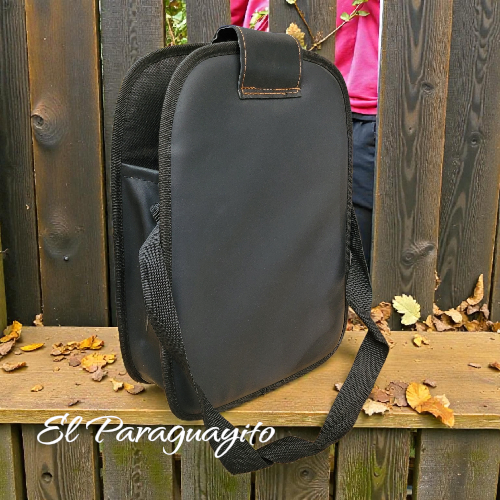 Bolso matero ecocuero negro y textil
